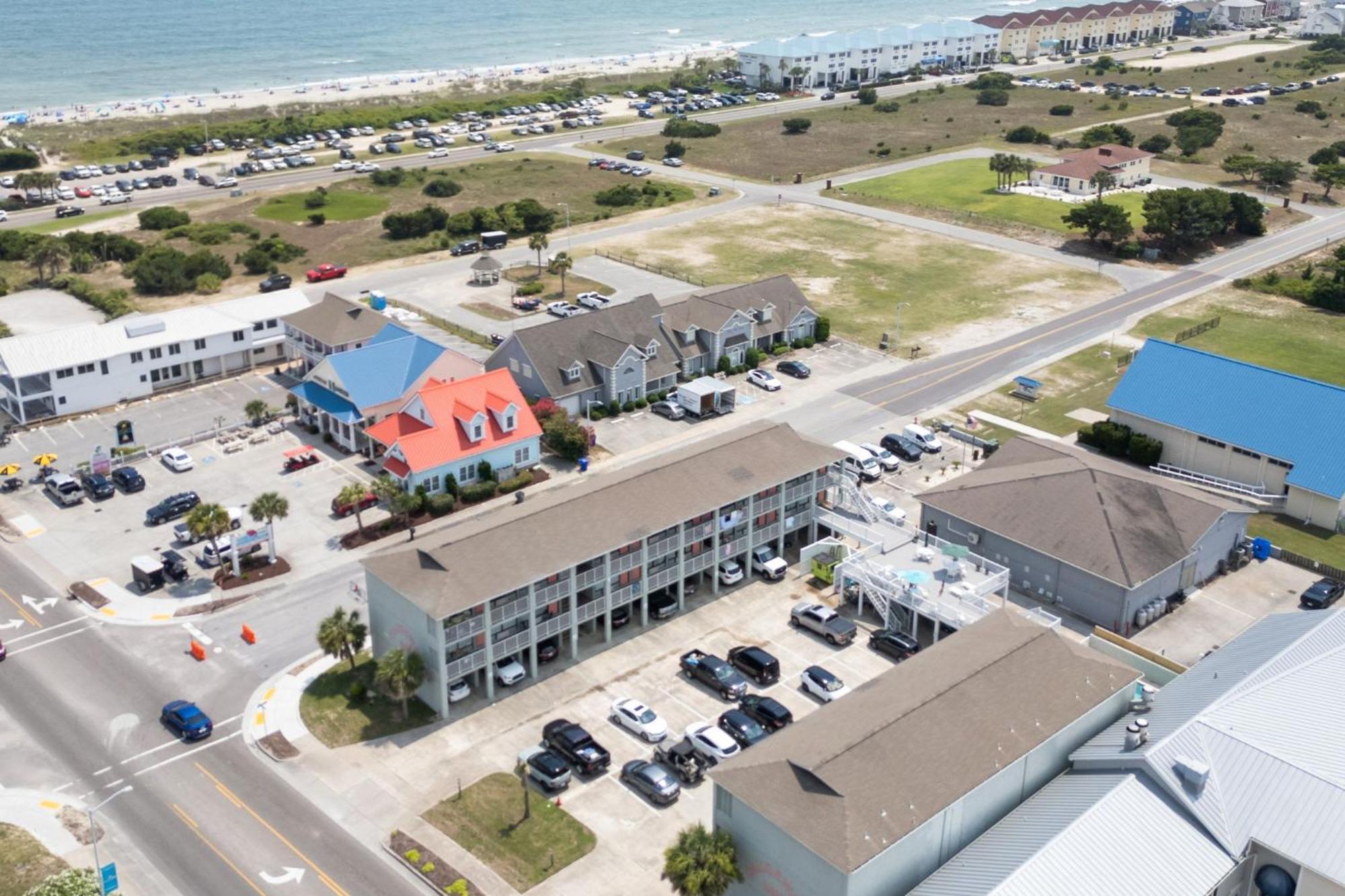 Cozy 1-Bedroom Condo With Pool Access In オーシャン・アイル・ビーチ エクステリア 写真
